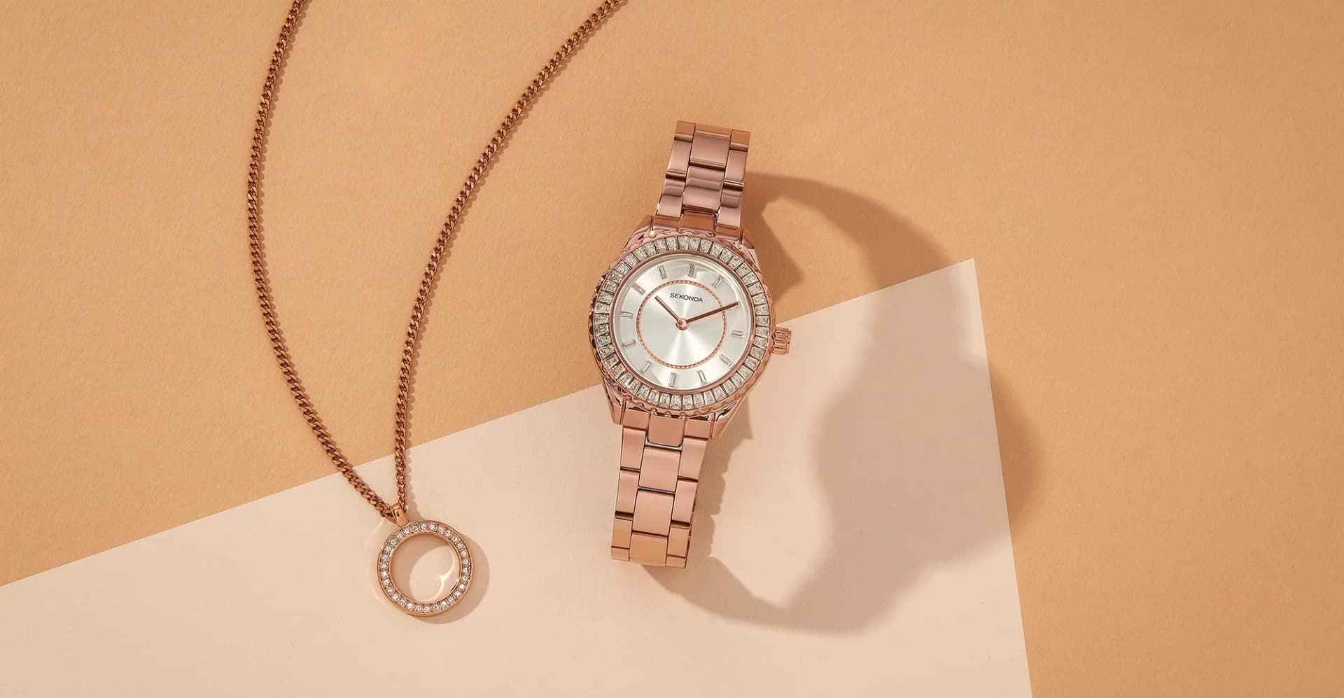 MARGOT ROSE GOLD WITH PENDANT GIFT SET Creative Flat close up sml web v4