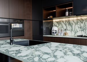 Voila Marble Cameo 01