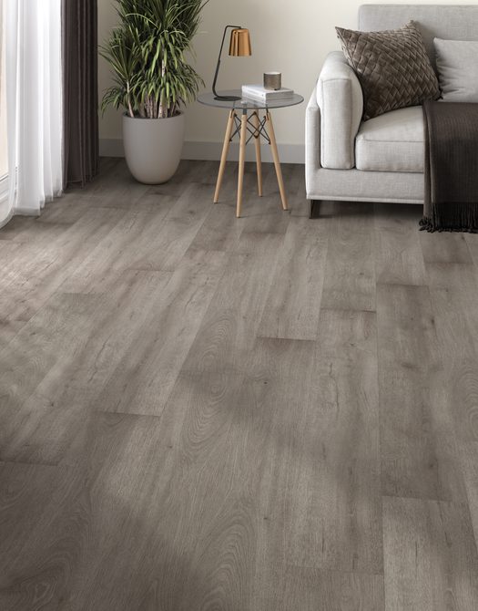 5013599023010 Duke Vintage Oak Lifestyle