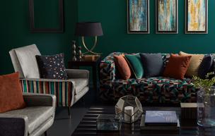 room-set-photography-Astro Indigo Main