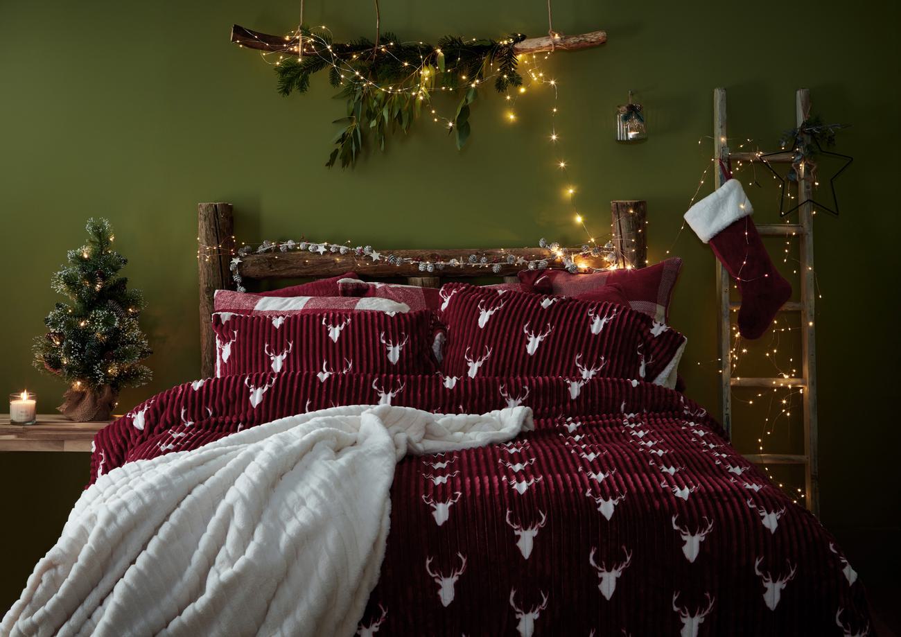 COSY COTTAGE XMAS BEDDING 3