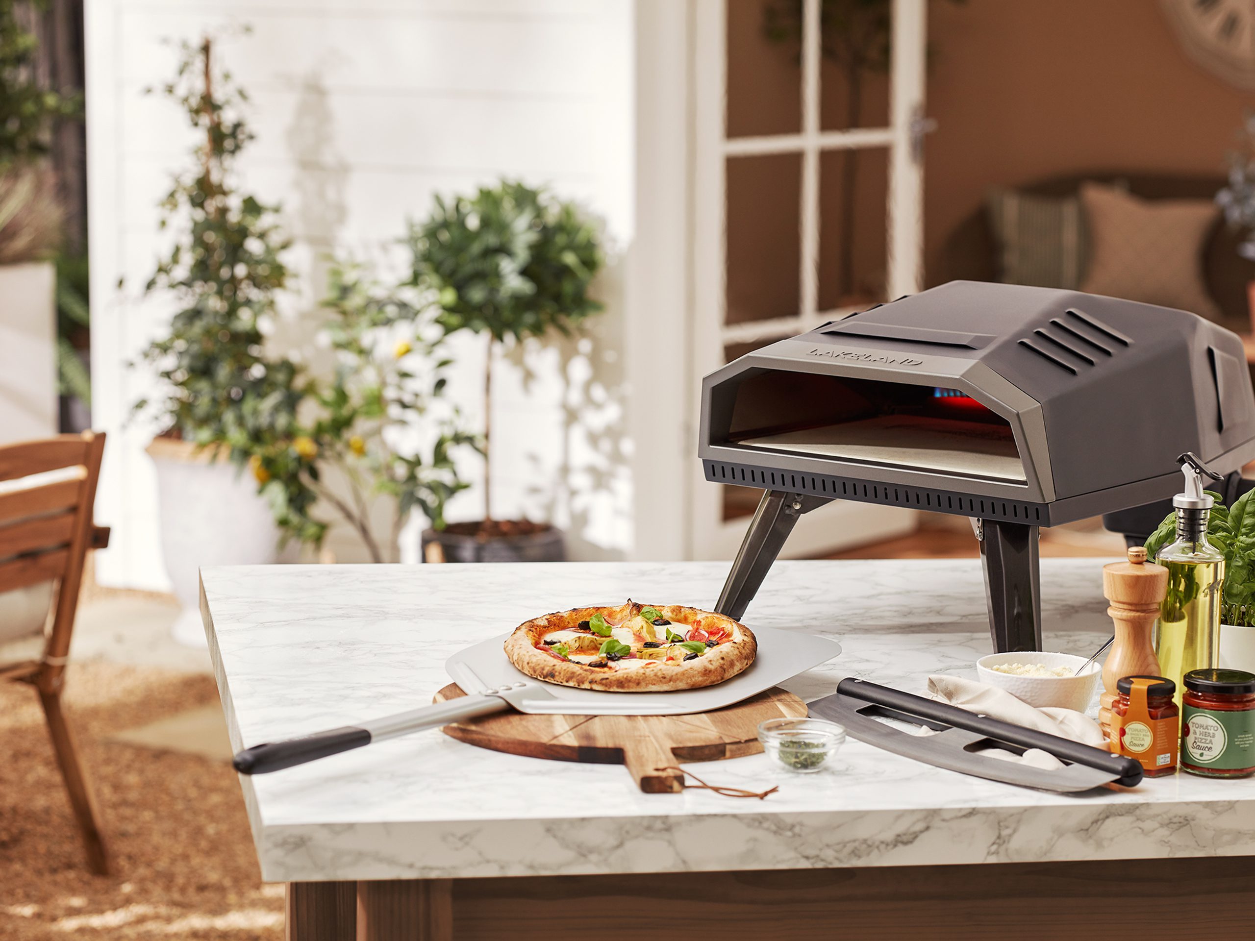 Pizza Peel campaign landscape